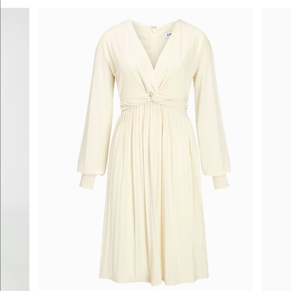 Ivory white long sleeve dress. Size Small